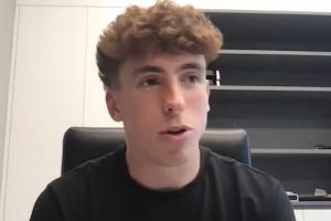 穆尼奥斯自信迎战巴尔科拉挑战，强调利物浦全球招募顶级球星的文化优势