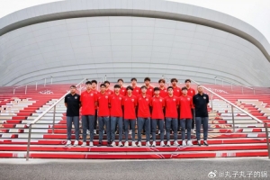 体育评论员解析：海港U17小将海外征程，中足联助力，欧塞尔精心安排食宿与训练设施